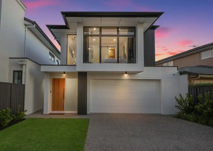 19 Hmas Australia Road, Henley Beach South SA 5022