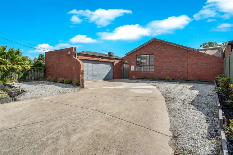32 Newbold Avenue, Craigieburn VIC 3064