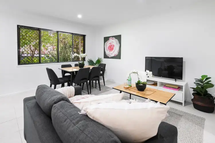 Third view of Homely apartment listing, 5/13 Walton Street, Southport QLD 4215