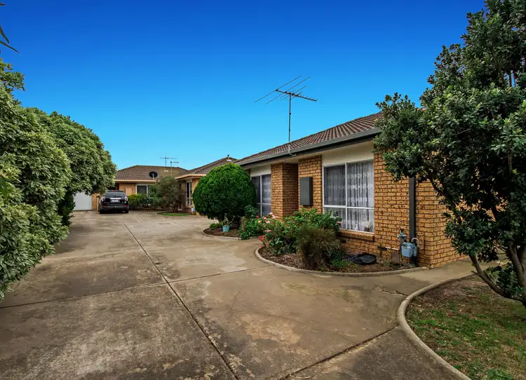 Main view of Homely unit listing, 3/12 Gladstone Street, St Albans VIC 3021