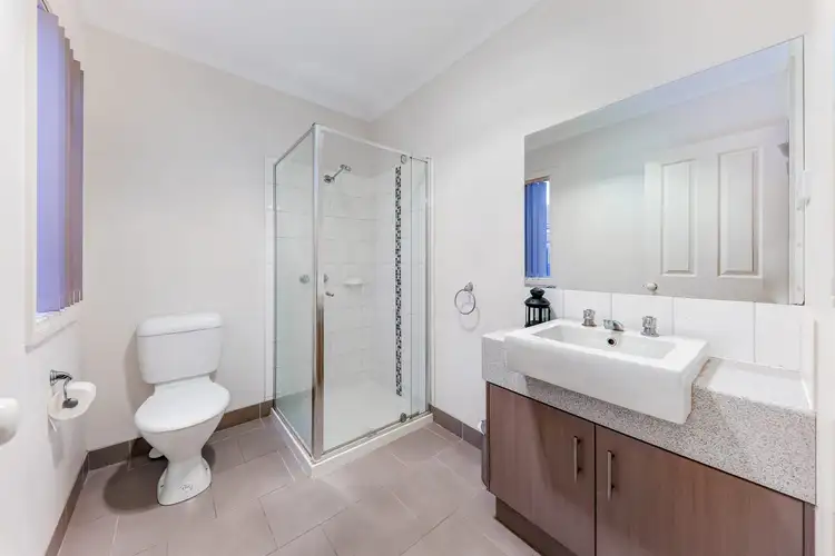 Sixth view of Homely unit listing, 2/88 Conquest Drive, Werribee VIC 3030