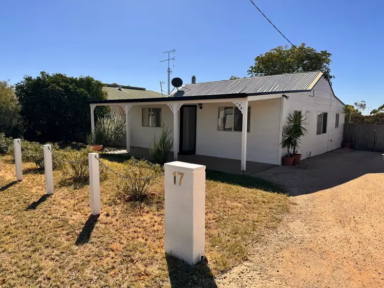 17 Lawler Street, Ouyen VIC 3490