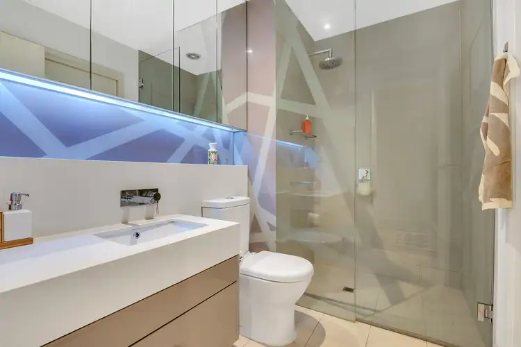 Fourth view of Homely apartment listing, 5/100 Keilor Road, Essendon North VIC 3041