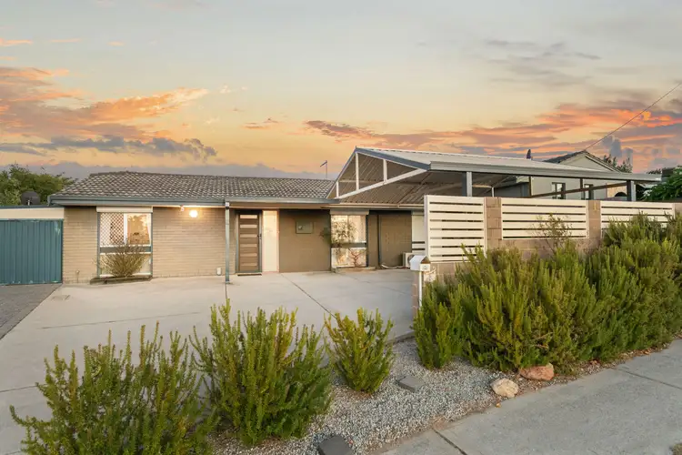 6 Bottlebrush Drive, Greenwood WA 6024