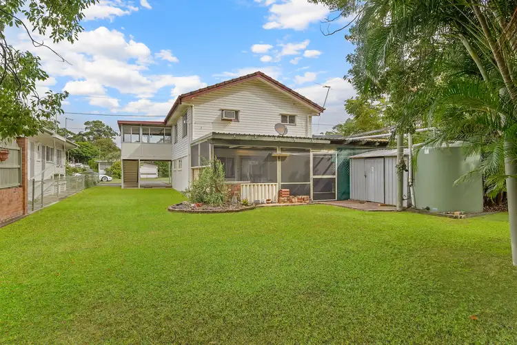 21 Conley Street, Clontarf QLD 4019