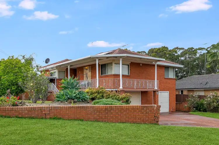 1 Arana Close, Georges Hall NSW 2198