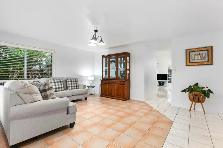 Fifth view of Homely house listing, 10 Lindeman Court, Kawungan QLD 4655