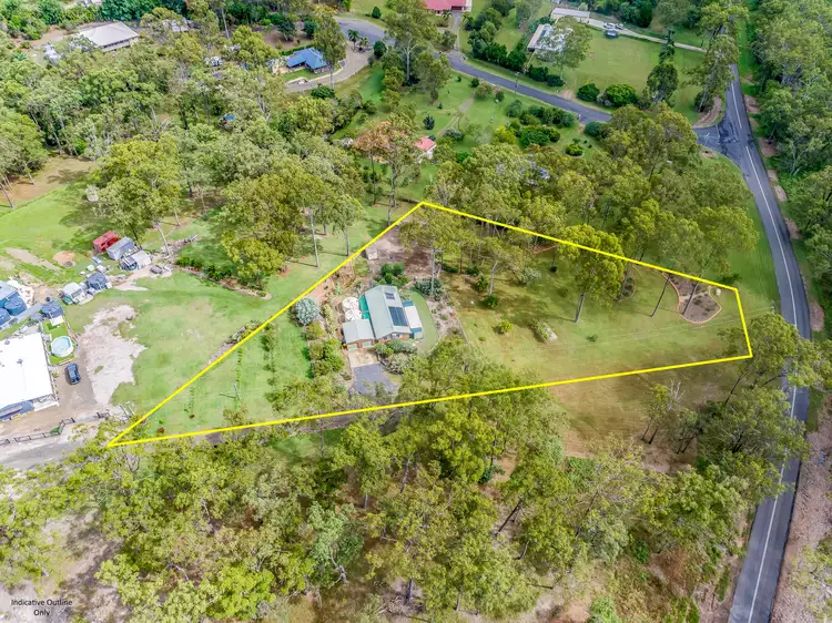 12 Munro Court, Mcilwraith QLD 4671