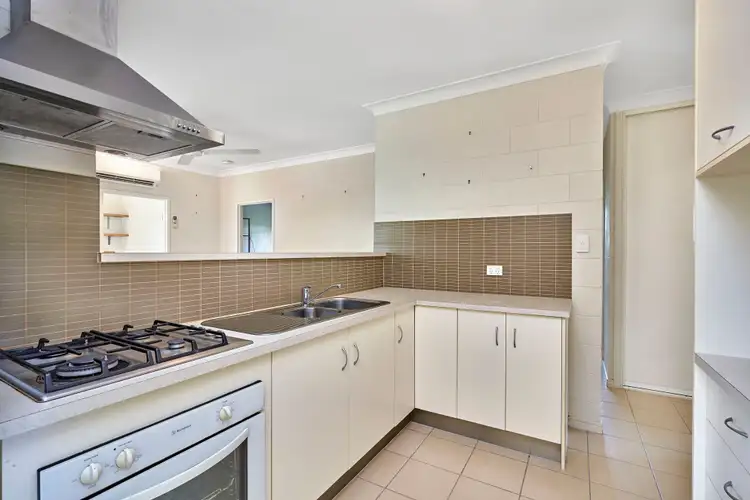 Seventh view of Homely house listing, 2 Townsend Close, Edmonton QLD 4869