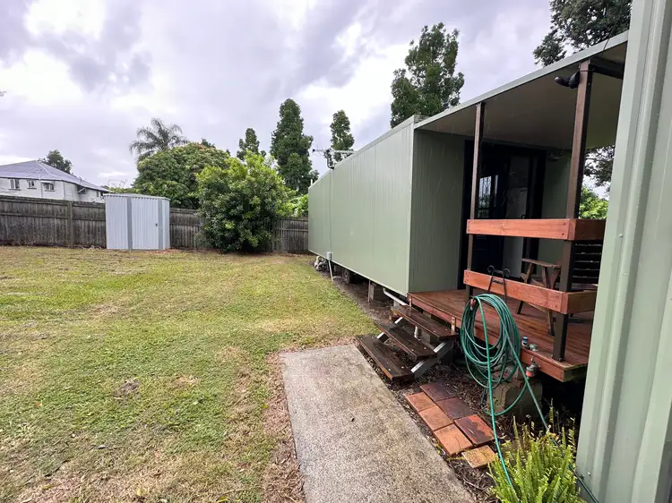 16A Waterford Road