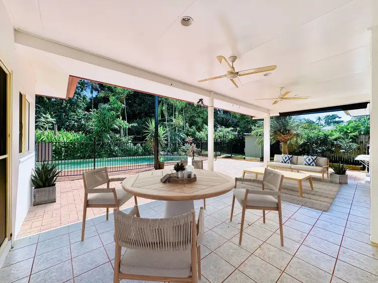 14 Kent Close, Mission Beach QLD 4852