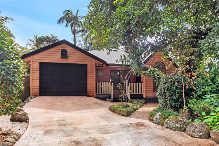 10 Wongawallan Road, Tamborine Mountain QLD 4272