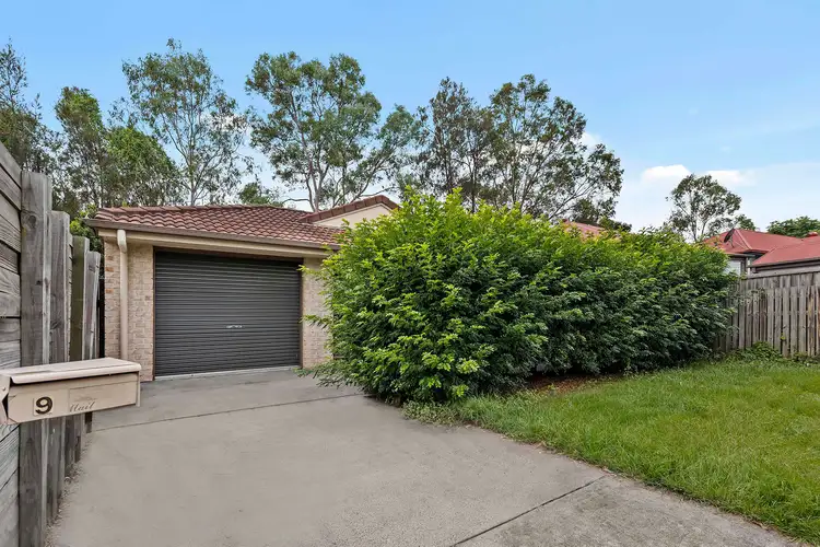 9 Owen Stanley Place, Darra QLD 4076