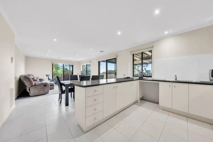 Fifth view of Homely house listing, 4 Triumph Way, Skye VIC 3977