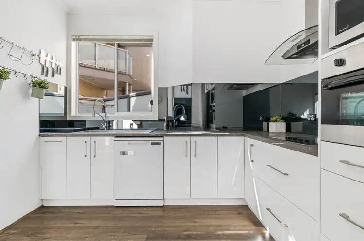 Second view of Homely unit listing, 25/13-15 Hewish Road, Croydon VIC 3136