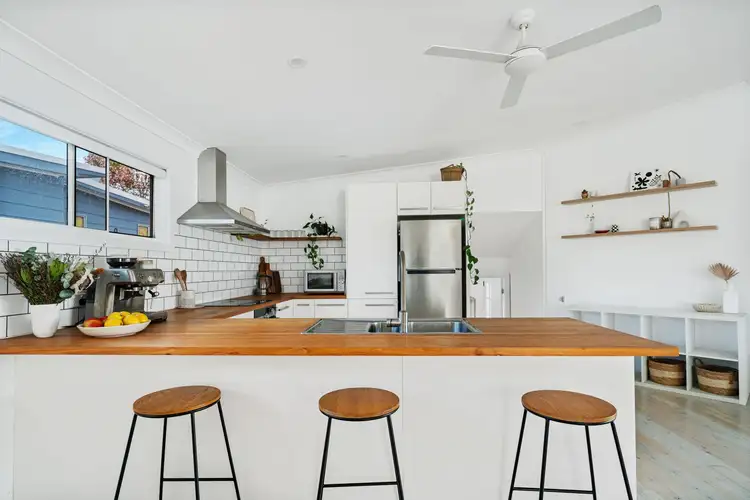 Fifth view of Homely house listing, 29 Elaine Avenue, Berkeley Vale NSW 2261