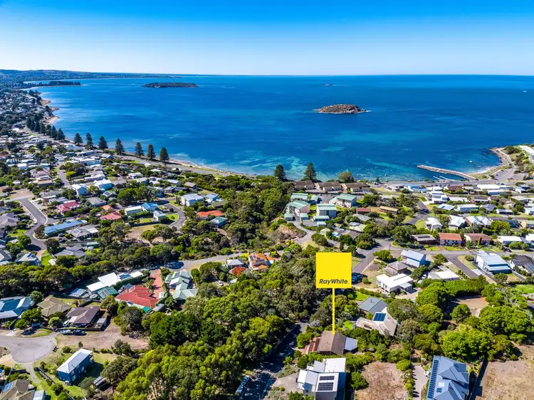 31 Solway Crescent, Encounter Bay SA 5211