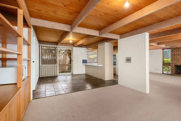 Third view of Homely house listing, 2 Myrtle Court, Watsonia North VIC 3087