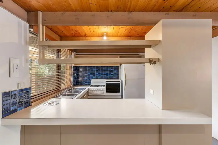 Fourth view of Homely house listing, 2 Myrtle Court, Watsonia North VIC 3087
