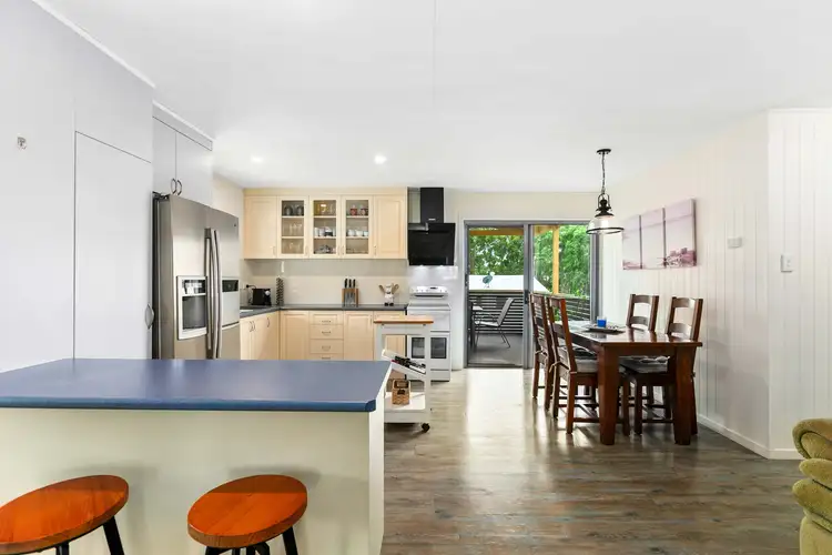 Sixth view of Homely house listing, 14 Kurrajong Crescent, Point Vernon QLD 4655