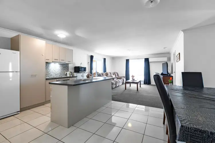 Fifth view of Homely house listing, 8 Immacolata Rise, Red Cliffs VIC 3496