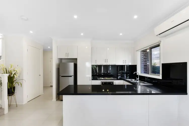 Fourth view of Homely townhouse listing, 2/3 Ross Court, Mount Waverley VIC 3149