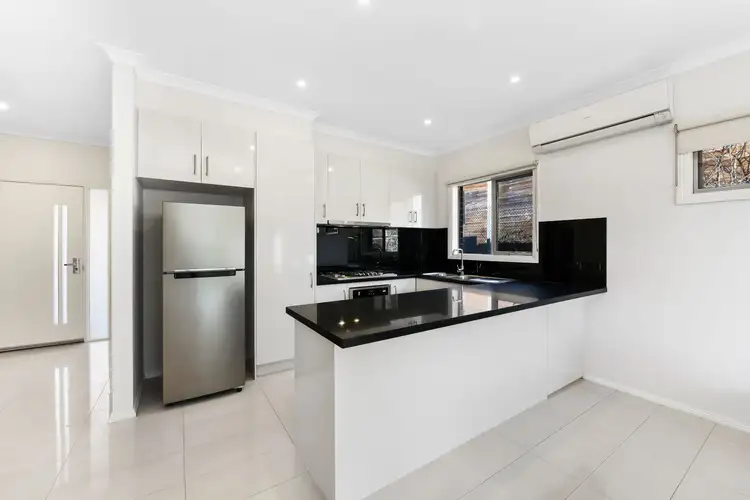 Fifth view of Homely townhouse listing, 2/3 Ross Court, Mount Waverley VIC 3149