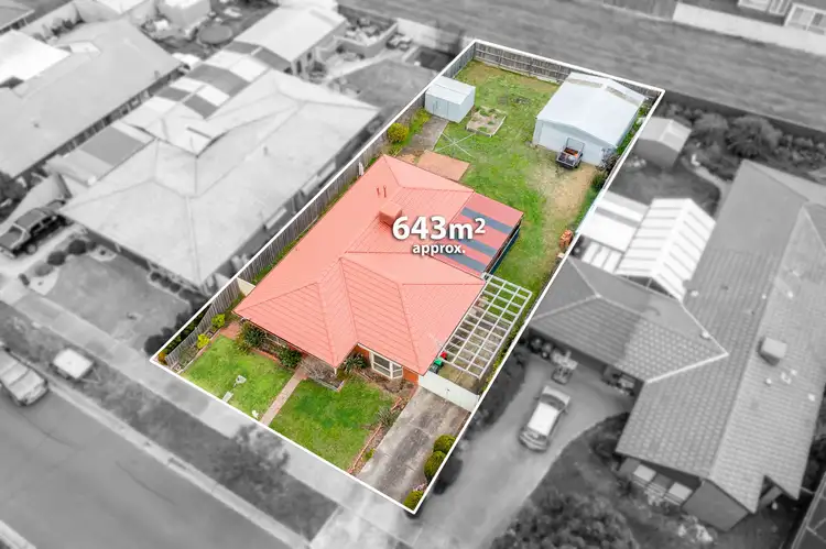 Second view of Homely house listing, 15 Amesbury Avenue, Craigieburn VIC 3064