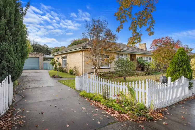 35 Carween Avenue, Mitcham VIC 3132