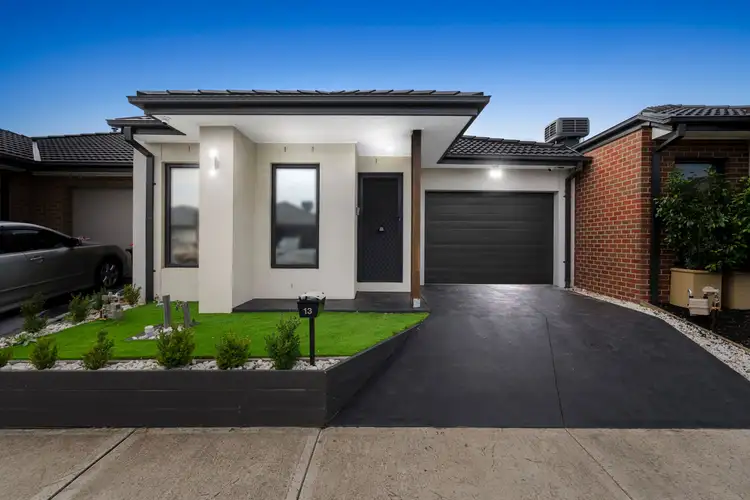 13 Rialto Circuit, Craigieburn VIC 3064