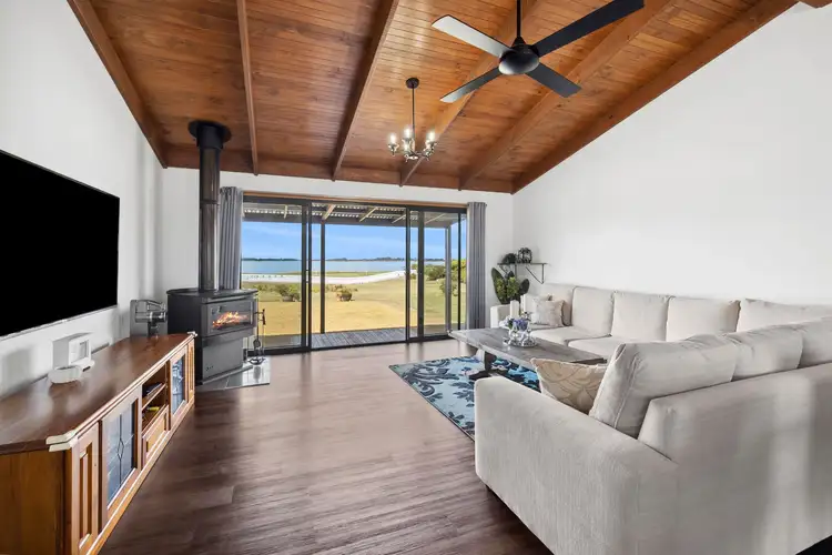 Fourth view of Homely house listing, 15 Frontage Road, Lake Bolac VIC 3351