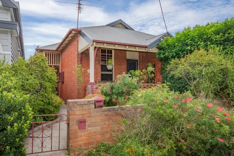 142 Lawson Street, Hamilton NSW 2303