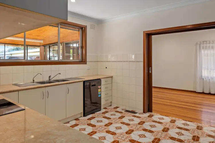 Seventh view of Homely house listing, 86 Rosemary Drive, Lalor VIC 3075
