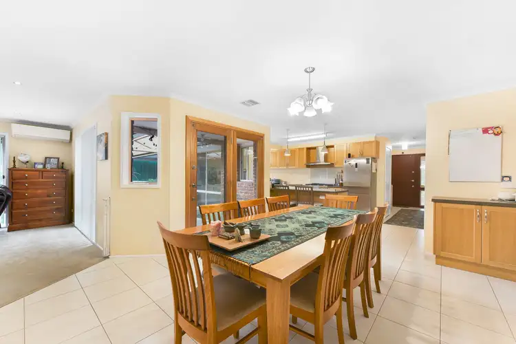 Sixth view of Homely house listing, 2 Glendale Crescent, Berwick VIC 3806