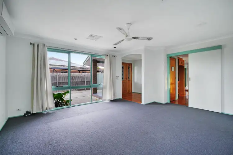 Second view of Homely house listing, 6 Titus Court, Reservoir VIC 3073