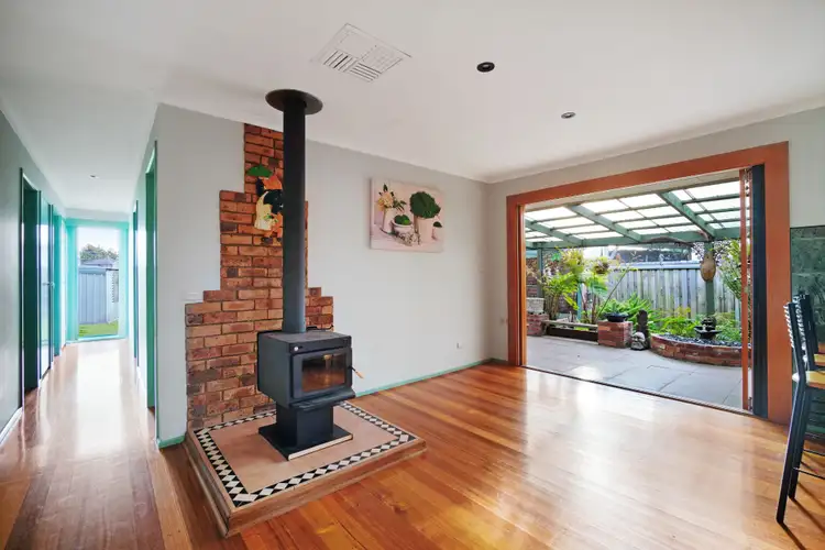 Fifth view of Homely house listing, 6 Titus Court, Reservoir VIC 3073