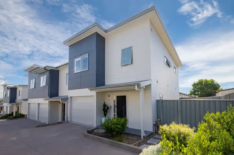 Main view of Homely townhouse listing, 5/16 Marsden Street, Shortland NSW 2307