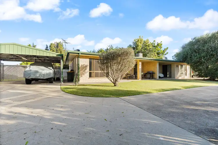 98 Baker Street, Emerald QLD 4720