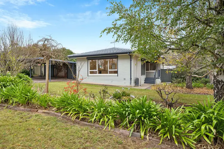 2 Daw Avenue, Mount Barker SA 5251