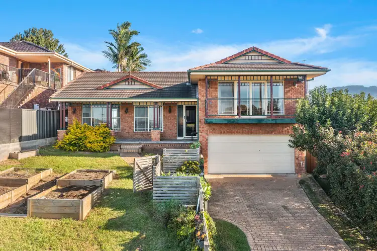 10 Scenic Crescent, Albion Park NSW 2527