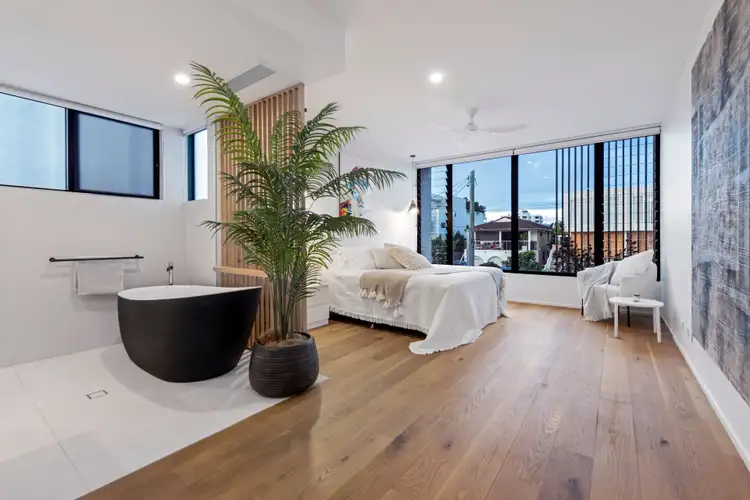 Fifth view of Homely villa listing, 1/20 Petrel Avenue, Mermaid Beach QLD 4218