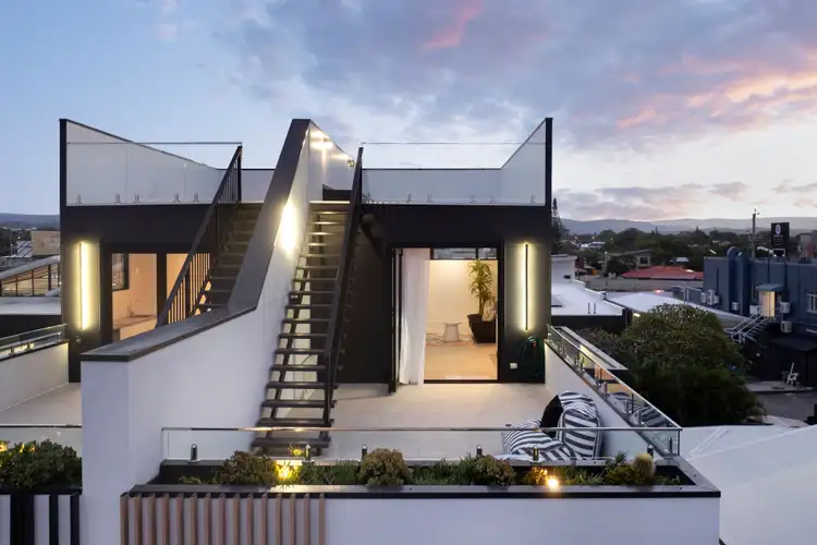 Sixth view of Homely villa listing, 1/20 Petrel Avenue, Mermaid Beach QLD 4218