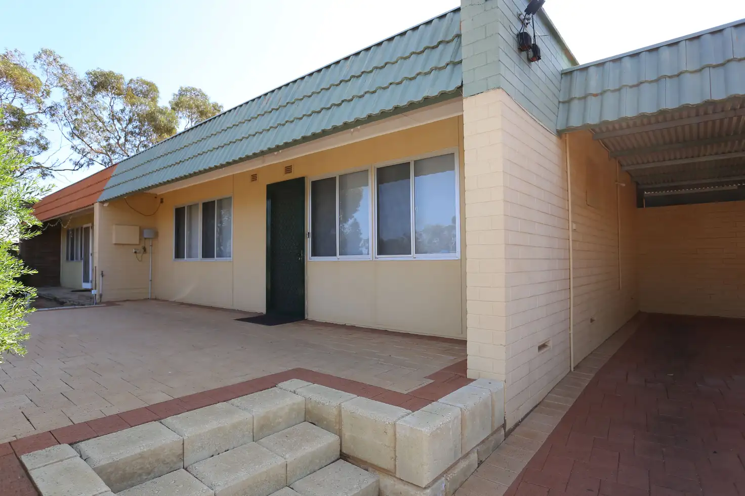 Main view of Homely semi-detached listing, 33 Larkin Street, Kambalda East WA 6442