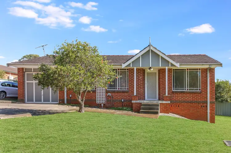 3/14 Westmoreland Road, Minto NSW 2566