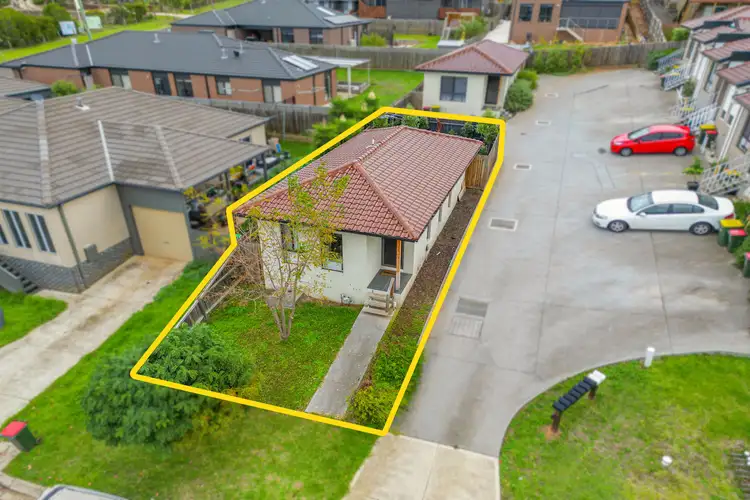8/5 Ross Street, Darley VIC 3340