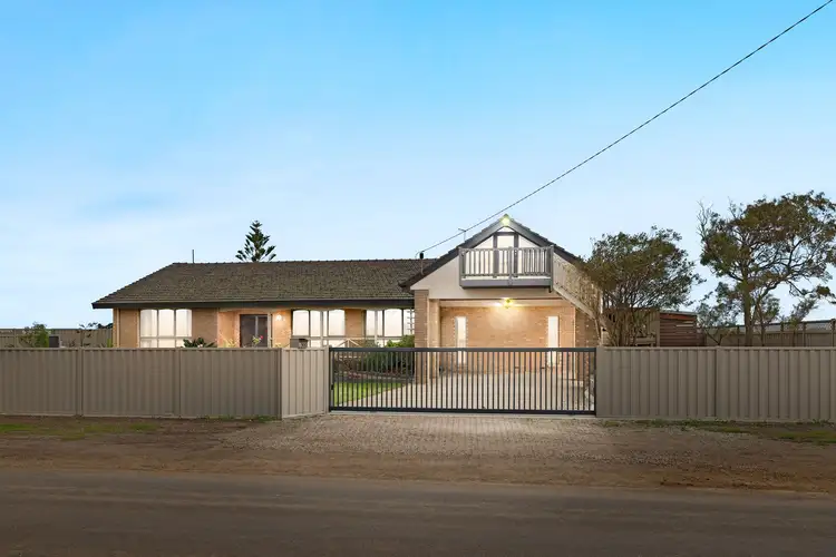 300 Cunninghams Road, Werribee South VIC 3030