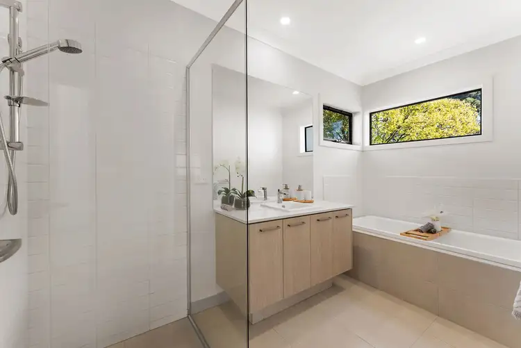Sixth view of Homely house listing, 11 Lacebark Drive, Saint Helena VIC 3088
