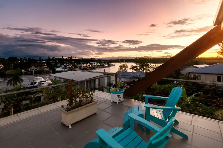 25 Lachlan Drive, Coomera Waters QLD 4209