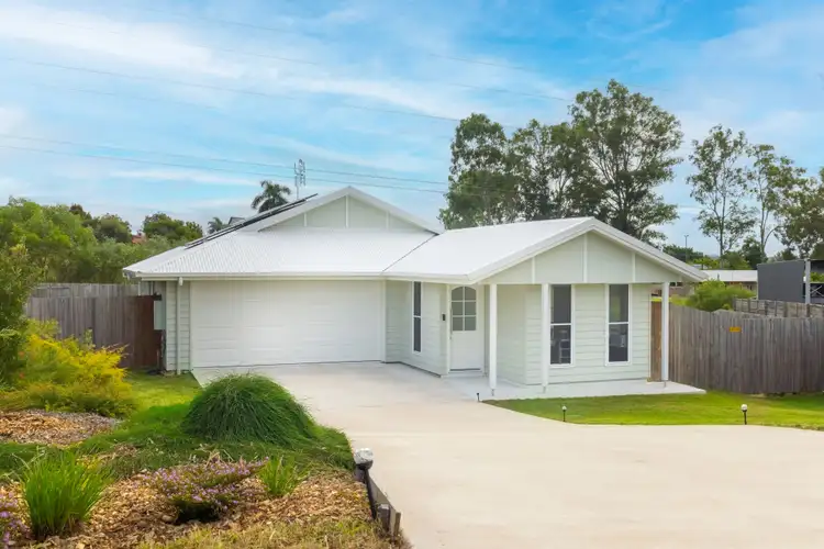 13 Evelyn Road, Southside QLD 4570