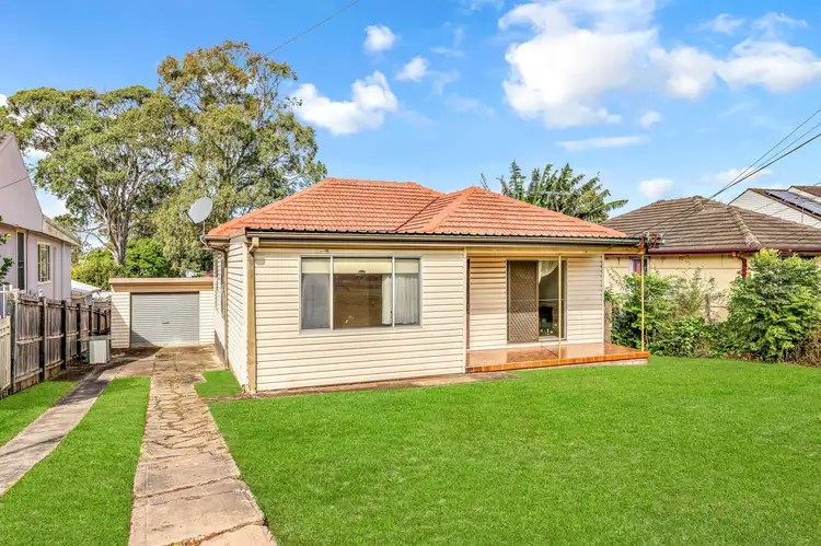 11 Mamie Avenue, Seven Hills NSW 2147
